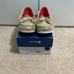 Sperry Gold Moccasins Classic Style